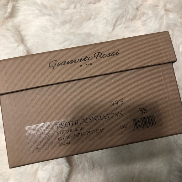 Gianvito Rossi python limited edition heels!⚡️ - Picture 4 of 6